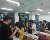 Los alumnos chinos, 'jugando' al 'bingo'